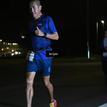 Runner Photo 7563704
