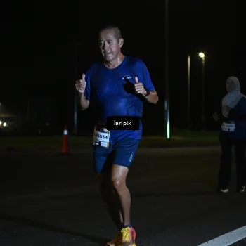 Runner Photo 7563705