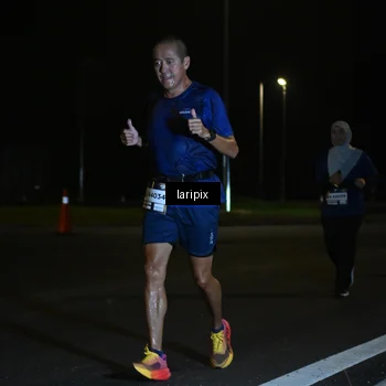 Runner Photo 7563708