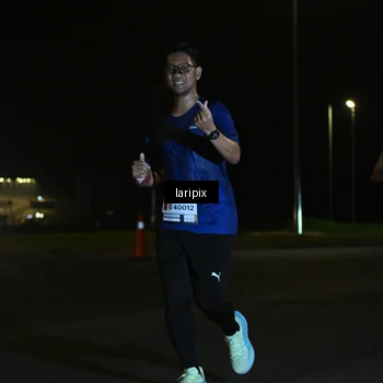 Runner Photo 7563756