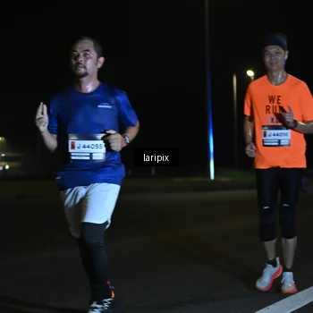 Runner Photo 7563776