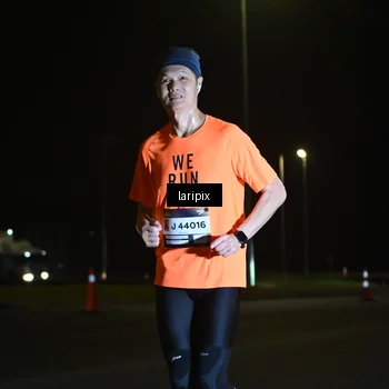 Runner Photo 7563785
