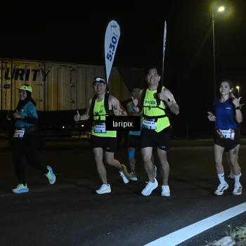 Runner Photo 7563792
