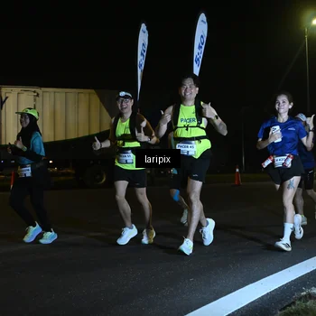 Runner Photo 7563794