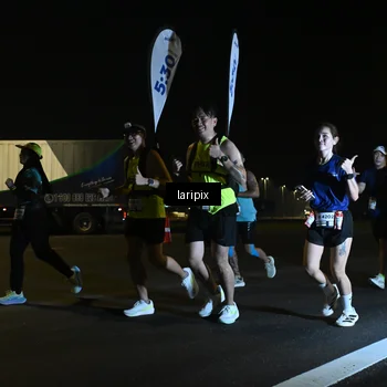 Runner Photo 7563799