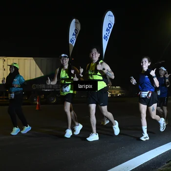 Runner Photo 7563800