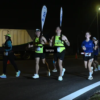 Runner Photo 7563803