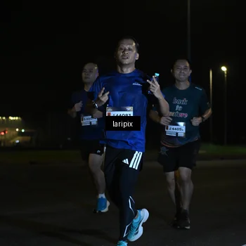 Runner Photo 7563808