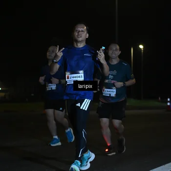 Runner Photo 7563810