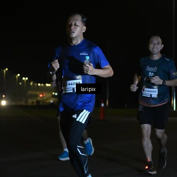 Runner Photo 7563814