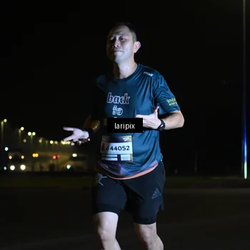 Runner Photo 7563818