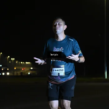 Runner Photo 7563821
