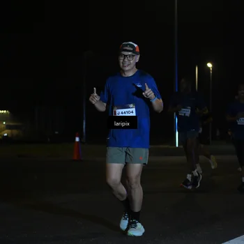 Runner Photo 7563883
