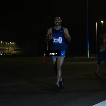 Runner Photo 7563892