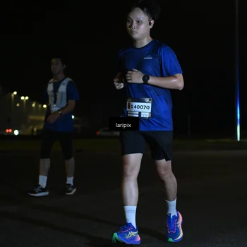 Runner Photo 7563926