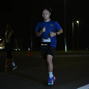 Runner Photo 7563931