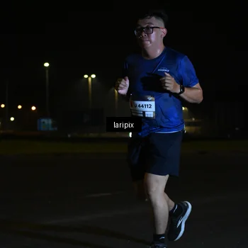 Runner Photo 7563940