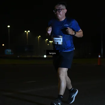 Runner Photo 7563945