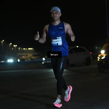 Runner Photo 7563946