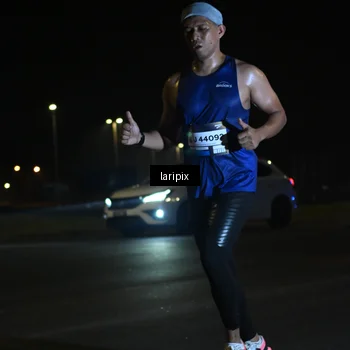 Runner Photo 7563958