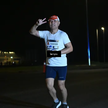 Runner Photo 7563966