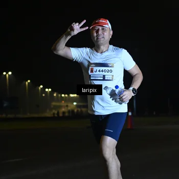 Runner Photo 7563972