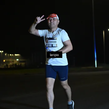 Runner Photo 7563975