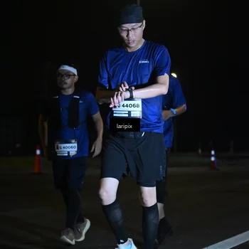 Runner Photo 7563984