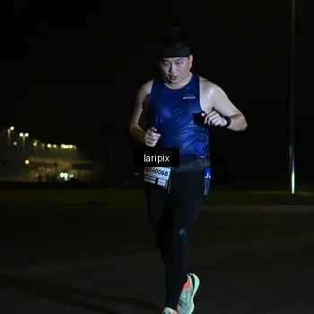 Runner Photo 7563998