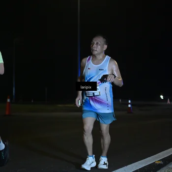 Runner Photo 7564022
