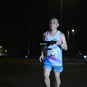 Runner Photo 7564036