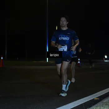 Runner Photo 7564049