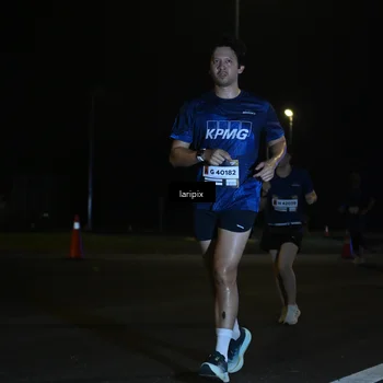 Runner Photo 7564052