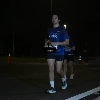 Runner Photo 7564061