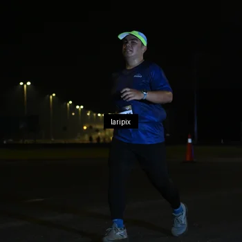 Runner Photo 7564111