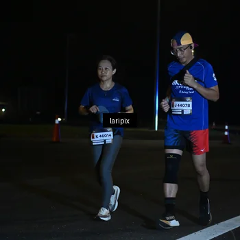 Runner Photo 7564118