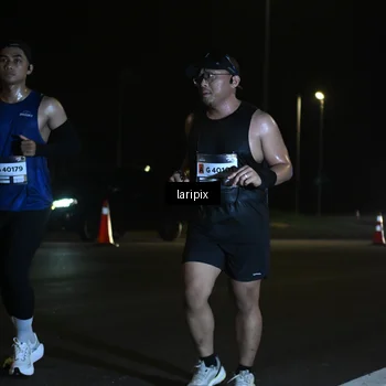 Runner Photo 7564140