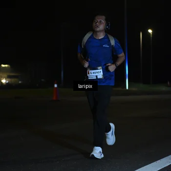 Runner Photo 7564149