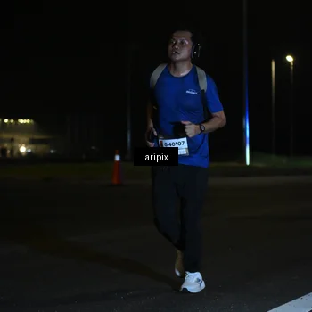 Runner Photo 7564157