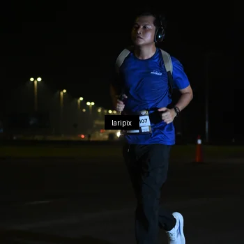 Runner Photo 7564158