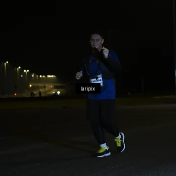 Runner Photo 7564187