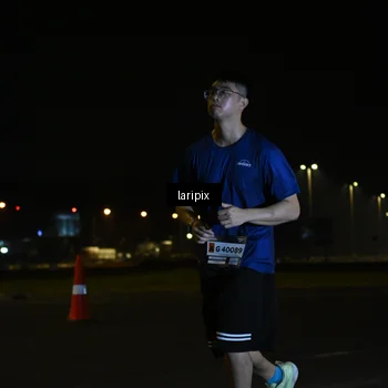 Runner Photo 7564218
