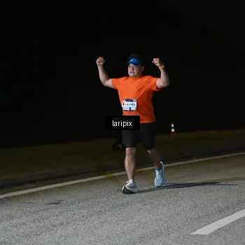 Runner Photo 7564241