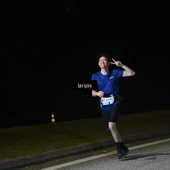 Runner Photo 7564251