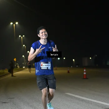 Runner Photo 7564275