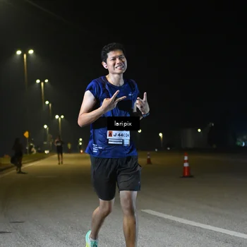 Runner Photo 7564278
