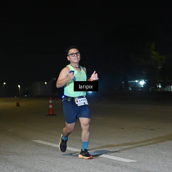 Runner Photo 7564297