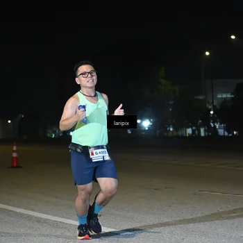 Runner Photo 7564305