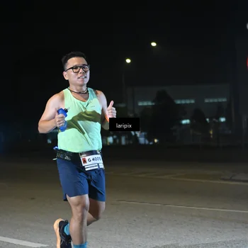 Runner Photo 7564308
