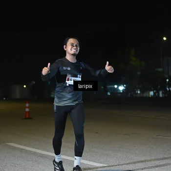 Runner Photo 7564332